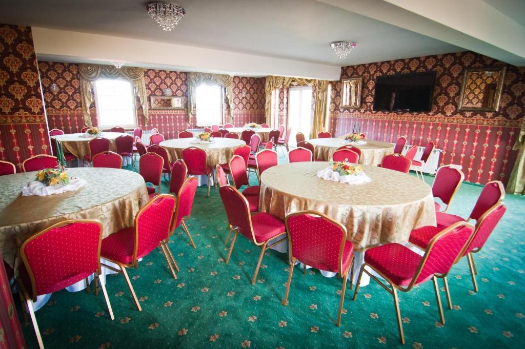 Hotel Mazurski Dworek Mikołajki エクステリア 写真