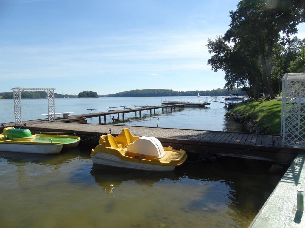 Hotel Mazurski Dworek Mikołajki エクステリア 写真