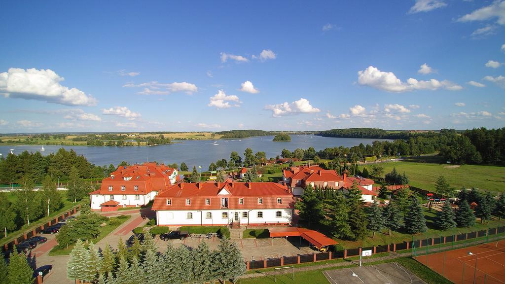 Hotel Mazurski Dworek Mikołajki エクステリア 写真