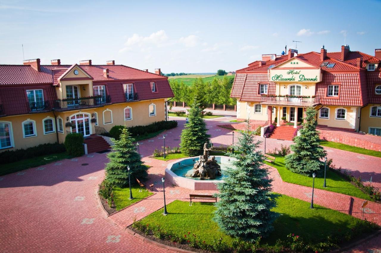 Hotel Mazurski Dworek Mikołajki エクステリア 写真